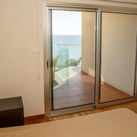 Superior Seaview Beachfront *